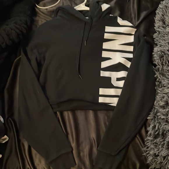 Cropped Light weight long Sleeve with hood, Pink, Size: XS - Picture 1 of 2